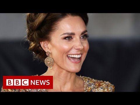 Royal Family attend premiere of new James Bond film – BBC News