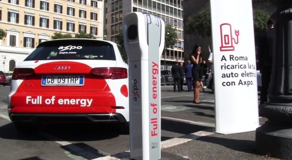 Mobilità elettrica, a Roma arrivano le colonnine di ricarica di Axpo Italia