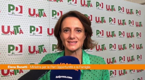 Parità, Bonetti: “Strategia nazionale straordinario passo in avanti”