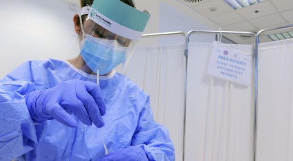 Covid, 2.466 nuovi casi e 50 decessi