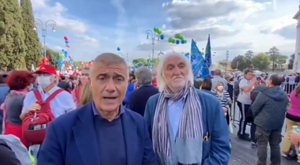 Manifestazione antifascista, Pecoraro Scanio: “Dovere esserci”