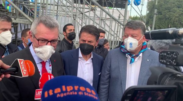 Manifestazione antifascista, Landini: “Qui per la democrazia di tutti”