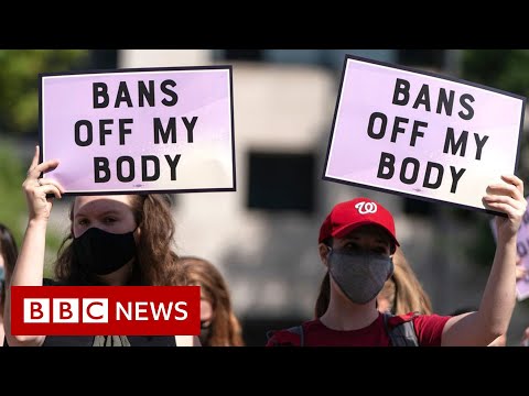Texas abortion law temporarily blocked by judge  – BBC News