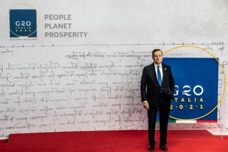 G20, Draghi: “Abbiamo gettato le basi per una ripresa più equa. Sono orgoglioso del risultato”