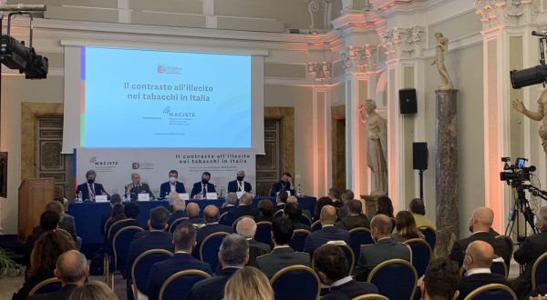 Al via un monitoraggio permanente sul commercio illegale di tabacco