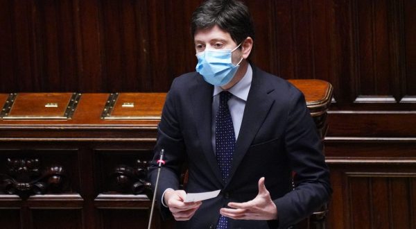 Vaccino, Speranza al G7 “Dare supporto concreto ai Paesi più fragili”