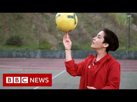 Rescuing the Afghanistan girls’ football team – BBC News