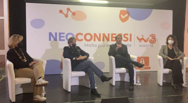 WindTre, progetto “NeoConnessi” si rinnova e arriva in 7 mila scuole