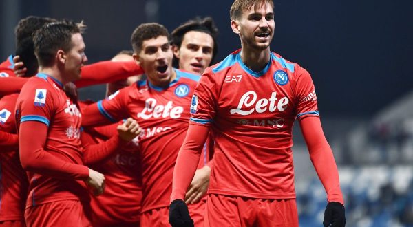 Il Napoli si fa rimontare ma rimane primo, 2-2 col Sassuolo