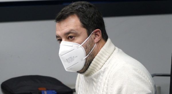 Bollette, Salvini “Serve un decreto entro fine mese”