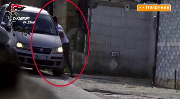 Spaccio di droga, 22 indagati nel palermitano