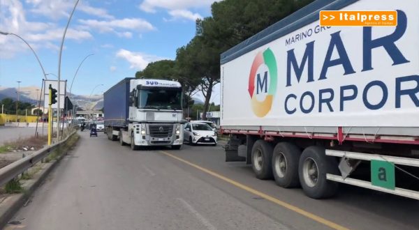 Palermo, Ponte Corleone: lunghe code anche in direzione Trapani