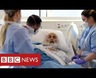 Covid Intensive Care: return to the hospital frontline - BBC News