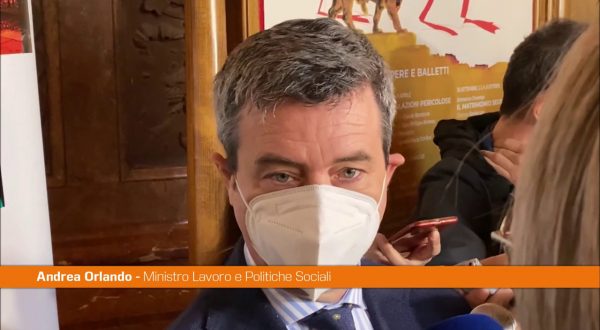 Orlando: “Bene studenti in piazza, è una buona notizia”