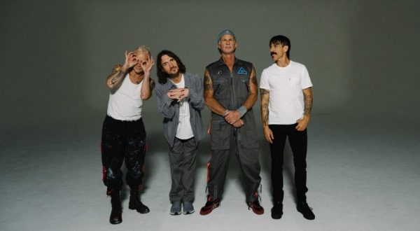 Red Hot Chili Peppers, esce il nuovo album con John Frusciante
