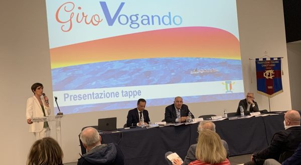 Federcanottaggio presenta GiroVogando e Beach Sprint 2022