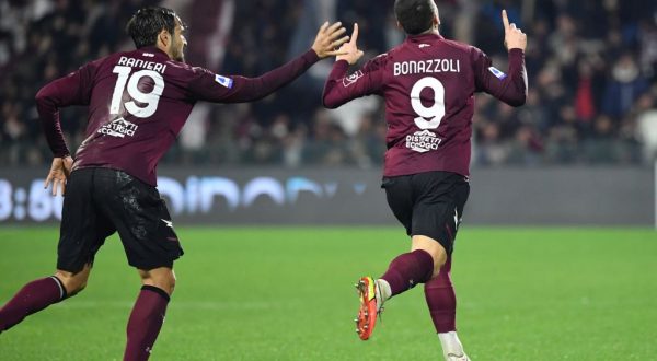 Salernitana-Fiorentina 2-1, i campani credono nella salvezza