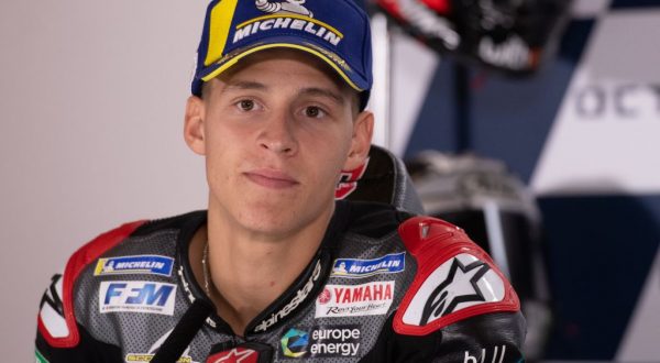 Quartararo trionfa in Portogallo su Zarco, Bagnaia 8°