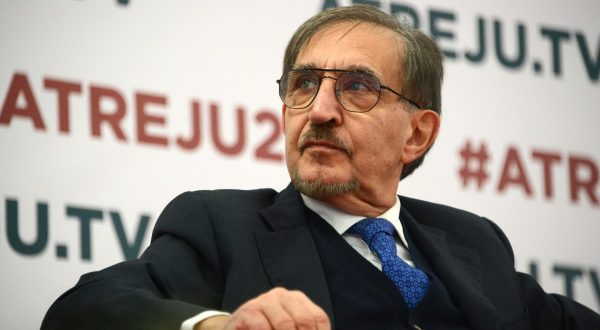 La Russa “Telefonata Berlusconi-Meloni, rinviamo annunci sui candidati”