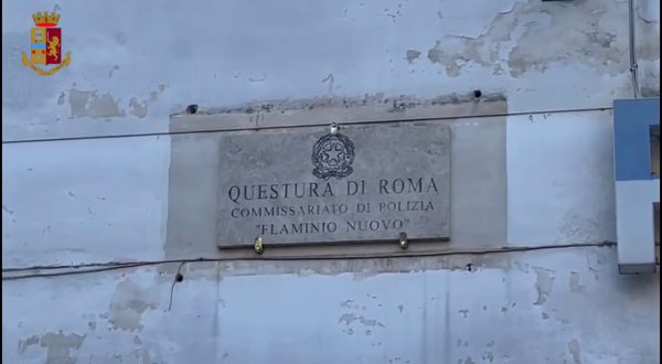 Detenzione e spaccio di droga a Roma, nove arresti