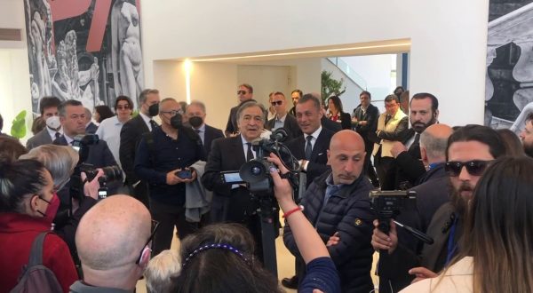 Orlando “Il porto è Palermo, ottimo lavoro di Pasqualino Monti”