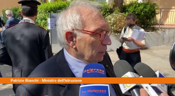Istruzione, Bianchi “Dal Pnrr 800 milioni per la Campania”