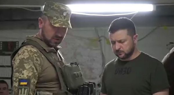 Ucraina, avanza offensiva russa ma per Zelensky Donbass “resiste”