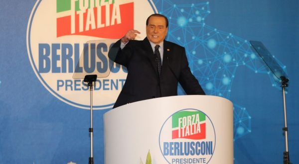 Berlusconi “Quando votano 4 elettori su 10 perde la democrazia”