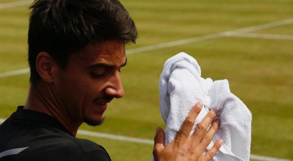 Sonego al secondo turno di Wimbledon, eliminata Paolini