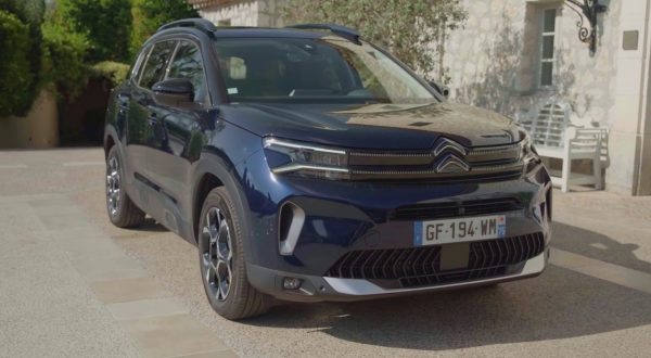 Arriva nelle concessionarie la nuova Citroen C5 Aircross