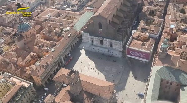 ‘Ndrangheta, Gdf Bologna sequestra beni per 4 milioni