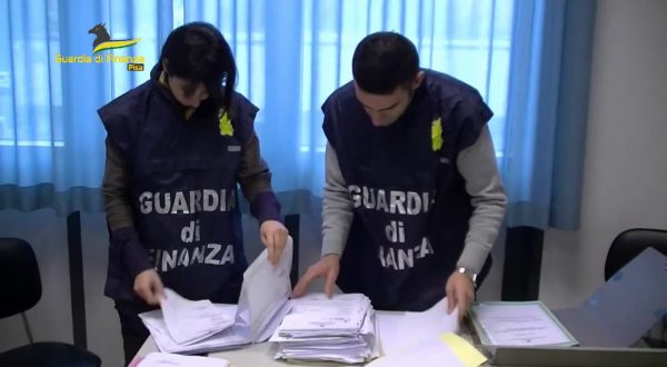 Usura nel Pisano, due arresti