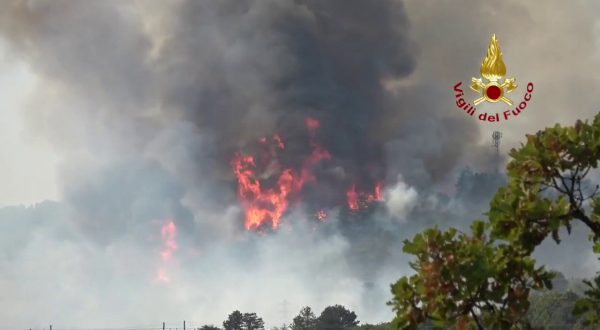 Incendio Carso, Prosegue Lavoro Vvf traffico ancora interrotto su A4