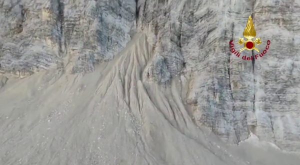 Frana sulla sommità del Monte Pelmo nel Cadore