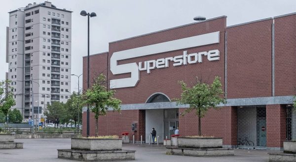 “Possibile contaminazione”, Esselunga richiama due bevande vegetali