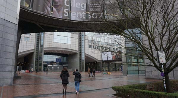 Parlamento Ue “L’Ungheria una minaccia sistemica ai valori dell’Unione”