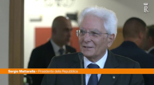 Mattarella incontra la collettività italiana a Tirana