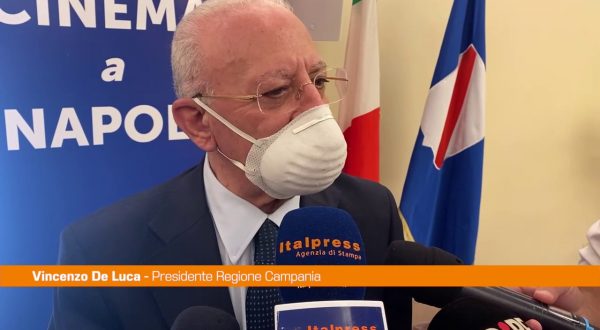 De Luca “Fondi russi ai partiti? E’ questione di dignità nazionale”