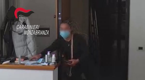 Furti in abitazioni e chiese in Brianza, arrestate due donne