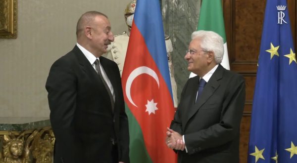 Quirinale, Mattarella riceve il presidente dell’Azerbaigian