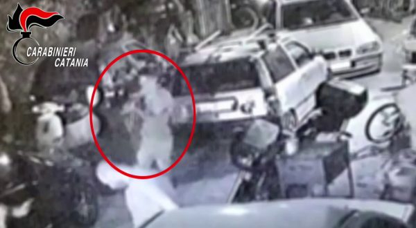 Sparatoria nel Catanese, due arresti e due feriti