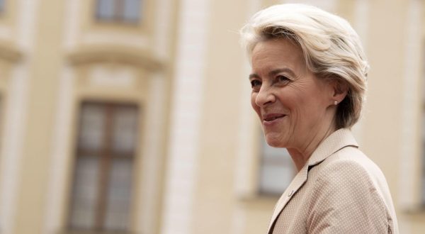 Von der Leyen “Solidarietà la migliore reazione ai ricatti di Putin”