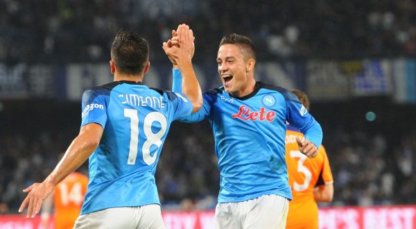 Napoli batte Rangers 3-0, doppietta di Simeone