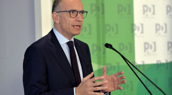 Pd, Letta “Dobbiamo costruire un partito moderno”