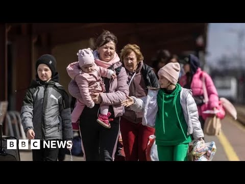 Ukraine war refugees asked not to return this winter – BBC News