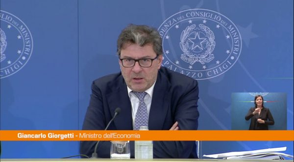 Giorgetti “Manovra prudente, responsabile e sostenibile”