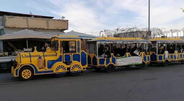 A Palermo in trenino con 100 bambini per dire no all’abbandono dei rifiuti