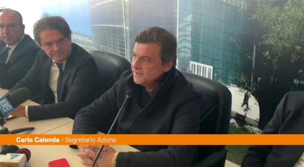 Puglia, Calenda “Se Emiliano vuole fare il ras lo accomandiamo fuori”