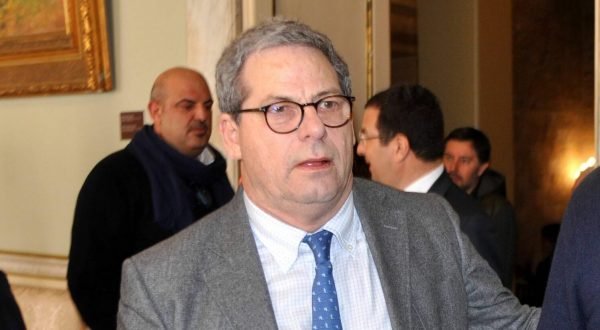 Mostra Cannes, Miccichè “Schifani se mente deve dimettersi”