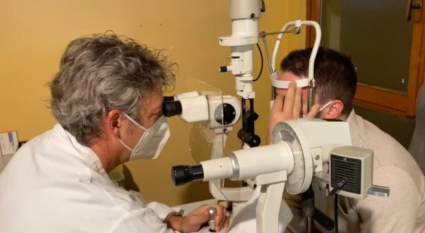 Le “mosche volanti” nell’occhio un processo fisiologico